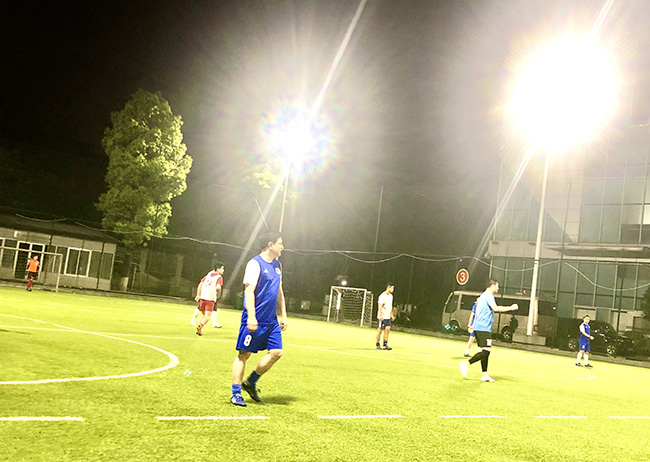 中南藥機(jī)與省體育局友誼賽3.jpg 中南藥機(jī)與省體育局友誼賽3.jpg