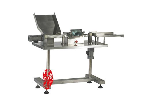 燈檢機(jī).jpg 燈檢機(jī).jpg